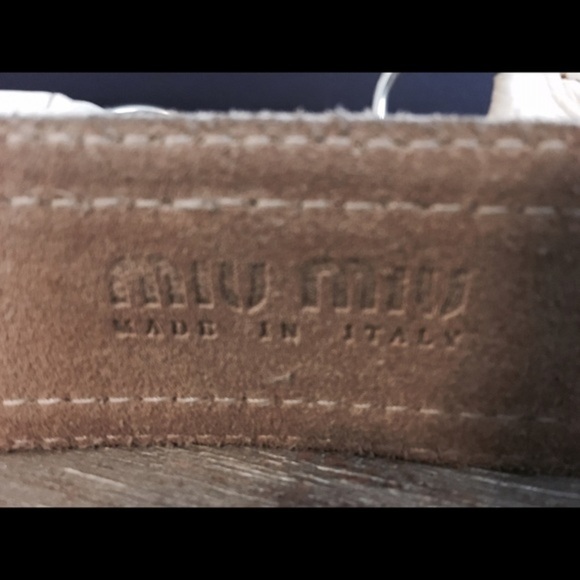 Miu Miu Cream Leather Belt - Picture 2 of 4